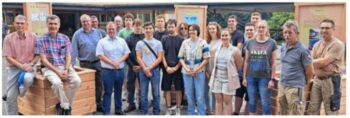 Klimahochbeete: Übergabe des Projekts der Berufsfachschule für Holztechnik der Gewerbeschule Bad Säckingen an die Stadt Bad Säckingen